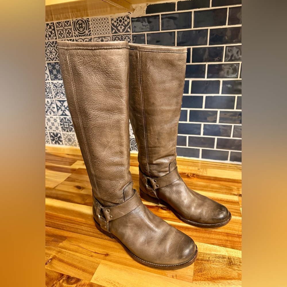 Authentic Frye Phillip Harness Leather Knee-High Heeled Boots Taupe Women Size 8